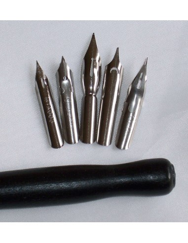 SET PENNINI PER CALLIGRAFIA