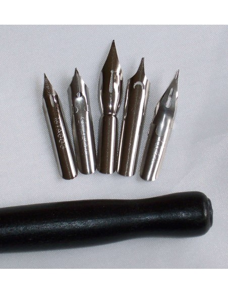 SET PENNINI PER CALLIGRAFIA